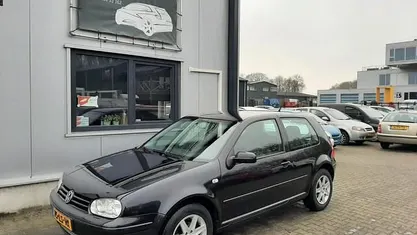 Occasion 2003 VW Golf IV Hatchback | € 1.949 (Eerlijke prijs)