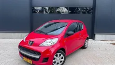 Rood Gebruikt 2011 Peugeot 107 Hatchback | € 3.450 (Eerlijke prijs)