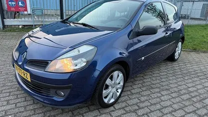 Occasion Renault Clio II 98 PK (72 kW) 2007 Hatchback