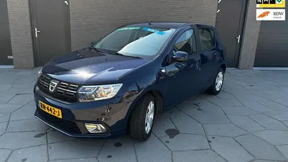 Blauw Gebruikt 2018 Dacia Sandero Hatchback | € 9.495 (Eerlijke prijs)