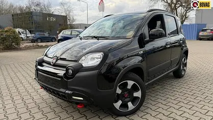 Occasion Fiat Panda Cross Cross 70 PK (51 kW) 2024 Zwart Hatchback