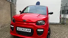 Rood Nieuw 2024 Microcar Dué Hatchback | € 15.295