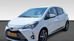 Wit Gebruikt 2019 Toyota Yaris Hybrid Hatchback | € 14.430 (Goede deal)