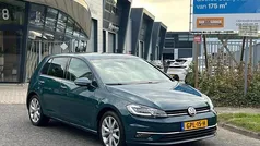 Groen Gebruikt 2017 VW Golf VII Highline Hatchback | € 15.750 (Goede deal)