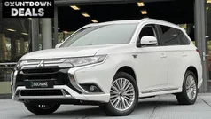 Gebruikt 2021 Mitsubishi Outlander P-HEV Intense SUV | € 25.695 (Eerlijke prijs)