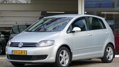 Grijs (metallic) Gebruikt 2010 VW Golf Plus Cross Comfortline MPV | € 8.450 (Eerlijke prijs)