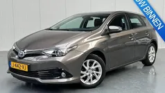 Bruin Gebruikt 2017 Toyota Auris Touring Sports Stationwagen | € 14.950 (Goede deal)