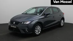 Grijs Gebruikt 2022 Seat Ibiza Style Hatchback | € 16.444 (Eerlijke prijs)