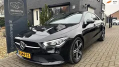 Zwart Gebruikt 2021 Mercedes CLA200 Advantage Sedan | € 24.900 (Super prijs)