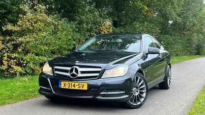 Zwart Gebruikt 2011 Mercedes C250 Coupé | € 9.750 (Eerlijke prijs)