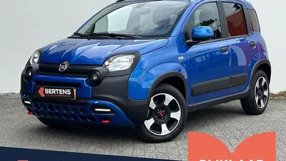 Blauw Occasion 2024 Fiat Panda Cross Cross Hatchback | € 17.895 (Eerlijke prijs)