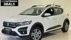 Wit Gebruikt 2023 Dacia Sandero Comfort Hatchback | € 17.295 (Eerlijke prijs)