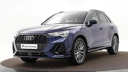 Blauw (metallic) Gebruikt 2022 Audi Q3 SUV | € 37.880 (Eerlijke prijs)