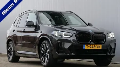 Grijs (metallic) Gebruikt 2023 BMW iX3 Executive SUV | € 44.450 (Goede deal)