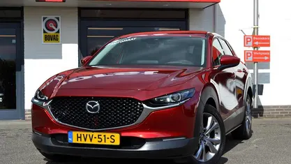 Rood, metallic lak Gebruikt 2020 Mazda CX-30 SUV | € 24.900 (Eerlijke prijs)