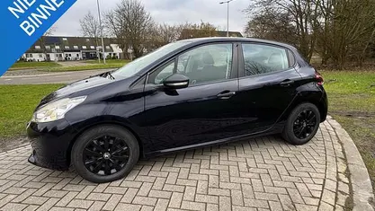 Occasion Peugeot 208 Access 82 PK (60 kW) 2013 Hatchback