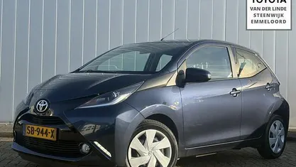 Occasion 2018 Toyota Aygo X-play Hatchback | € 8.400 (Eerlijke prijs)