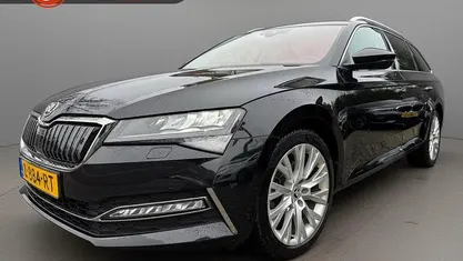 Occasion Skoda Superb Business Line 218 PK (160 kW) 2021 Stationwagen