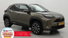 Groen Gebruikt 2023 Toyota Yaris Cross SUV | € 27.499 (Eerlijke prijs)