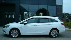 Wit Gebruikt 2016 Opel Astra Innovation Stationwagen | € 8.900 (Goede deal)