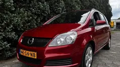 Rood Gebruikt 2006 Opel Zafira Executive MPV | € 2.000 (Eerlijke prijs)