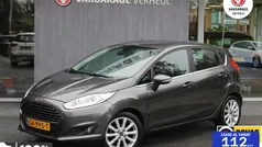 Grijs Gebruikt 2015 Ford Fiesta Titanium Hatchback | € 6.795 (Eerlijke prijs)
