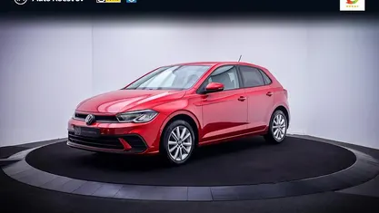 Rood Gebruikt 2022 VW Polo Style Hatchback | € 21.125 (Goede deal)