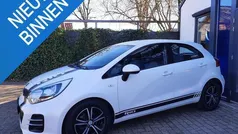 Wit Gebruikt 2016 Kia Rio Comfort Hatchback | € 9.450 (Eerlijke prijs)