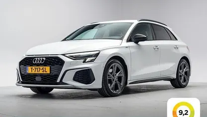 Wit Gebruikt 2022 Audi A3 Sportback S-Line Hatchback | € 24.945 (Super prijs)