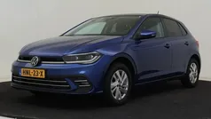 Blauw Gebruikt 2024 VW Polo Style Hatchback | € 25.325 (Eerlijke prijs)