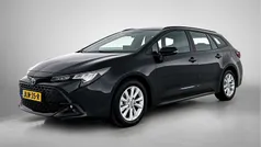 Zwart Gebruikt 2025 Toyota Corolla Hybrid Active Stationwagen | € 33.450 (Eerlijke prijs)