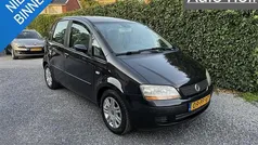 Zwart Gebruikt 2004 Fiat Idea Emotion MPV | € 1.245 (Super prijs)