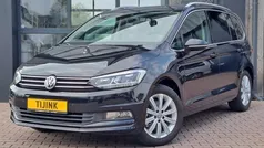 Zwart Gebruikt 2016 VW Touran Highline MPV | € 19.450 (Eerlijke prijs)