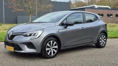 Gebruikt 2022 Renault Clio V Equilibre Hatchback | € 14.950 (Eerlijke prijs)