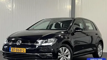 Zwart Gebruikt 2018 VW Golf VII Comfortline Hatchback | € 10.745 (Eerlijke prijs)