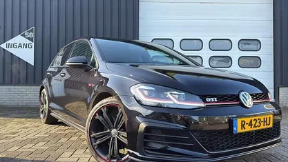 Gebruikt 2017 VW Golf VII GTI Hatchback | € 21.495 (Eerlijke prijs)