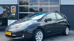 Zwart Gebruikt 2014 Nissan Leaf Visia Hatchback | € 5.995 (Eerlijke prijs)