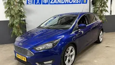 Blauw Gebruikt 2015 Ford Focus Titanium Hatchback | € 12.995 (Eerlijke prijs)