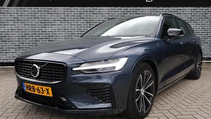 Gebruikt 2025 Volvo V60 Plus Stationwagen | € 45.894 (Eerlijke prijs)