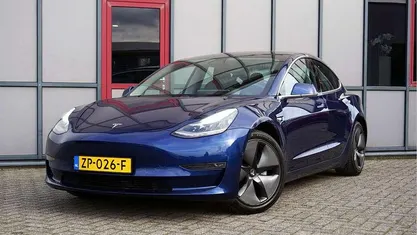 Occasion 2019 Tesla Model 3 Long Range AWD Sedan | € 23.400 (Eerlijke prijs)