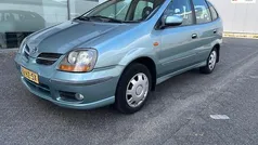 Groen Gebruikt 2002 Nissan Almera Tino MPV | € 1.199 (Eerlijke prijs)