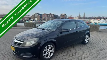 Occasion Opel Astra GTC Sport 90 PK (66 kW) 2005 Zwart (metallic) Hatchback