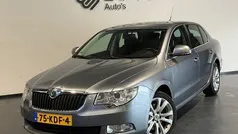 Grijs Gebruikt 2009 Skoda Superb Business Line Hatchback | € 3.999 (Eerlijke prijs)