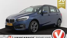 Blauw Gebruikt 2021 BMW 216 Executive Stationwagen | € 18.699 (Goede deal)