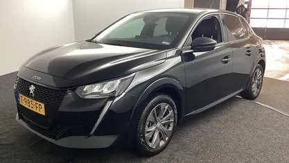 Occasion Peugeot e-208 Allure 100 kW (136 PK) 2023 Hatchback