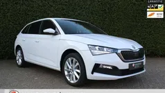 Wit Gebruikt 2023 Skoda Scala Business Line Hatchback | € 16.995 (Super prijs)