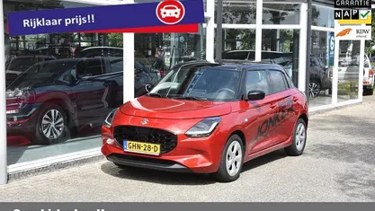Occasion Suzuki Swift 83 PK (61 kW) 2024 Rood Hatchback