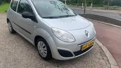 Grijs Gebruikt 2008 Renault Twingo Authentique Hatchback | € 2.350 (Eerlijke prijs)