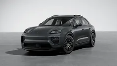 Grijs Nieuw 2025 Porsche Macan SUV | € 101.789 (Goede deal)