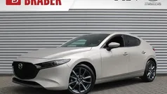 Gebruikt 2025 Mazda 3 Exclusive-Line Hatchback | € 38.690 (Eerlijke prijs)
